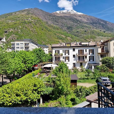 Bernina Station Center Apartment - Tirano Εξωτερικό φωτογραφία