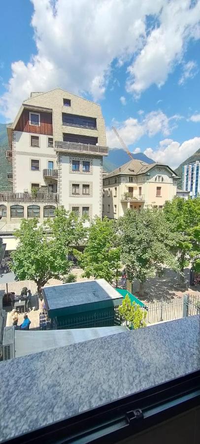 Bernina Station Center Apartment - Tirano Εξωτερικό φωτογραφία